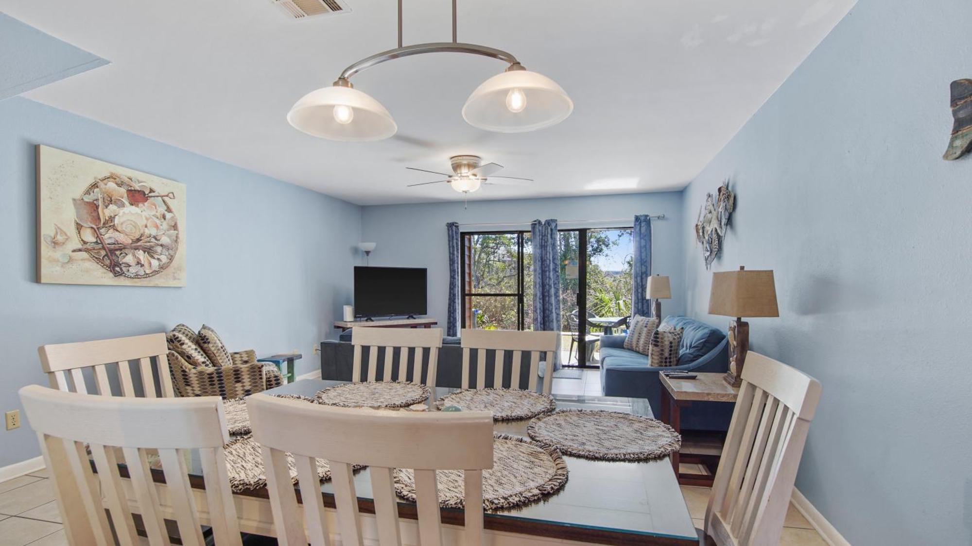 5 Minutes Walk To Beach, Family Friendly With Shared Pool, Tennis Court